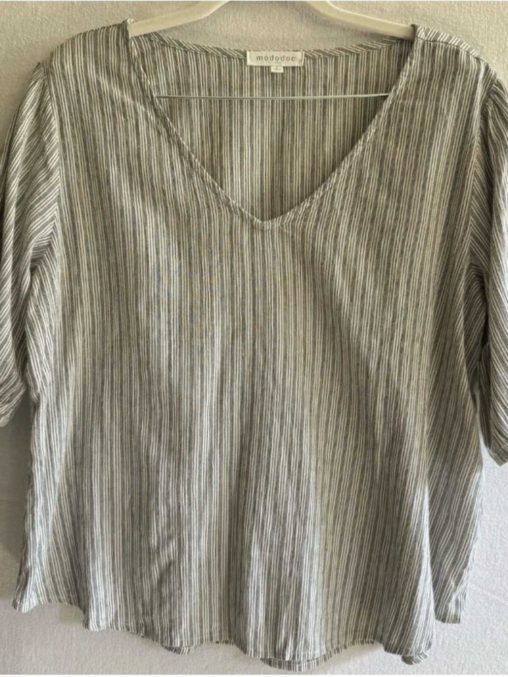 Madewell-Inspired Striped V-Neck Top in Gray and White